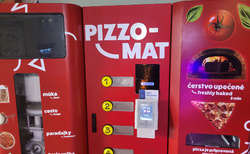 Vodný park Bešeňová - automat na pizzu