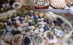 Antsirabe - manufaktura na zpracování drahých kamenů