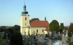 17 DŘÍNOV - Kostel sv. Lukáše