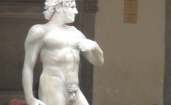 Galleria degli Uffici - živé sochy