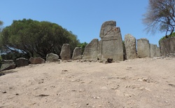 Arzachena - Parco Archeologico - Tomba dei Giganti di Li Lolghi