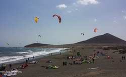 Tenerife je rájem pro kitesurfing