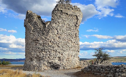 Starodávna turecká pevnosť pri pláži Večka Kula.