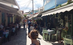 Agios Nikitas - hlavní ulička