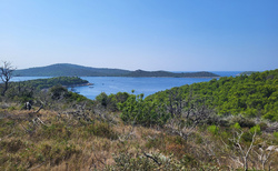 Pohled z vyhlídky nad Zmajevo oko