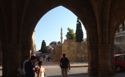 Rhodos _ Old Town - pohled na Sulejmanovu mešitu
